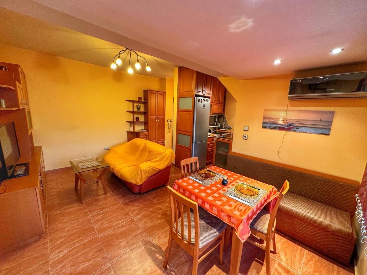 20 Off Sun Dance Apartment София Екстериор снимка